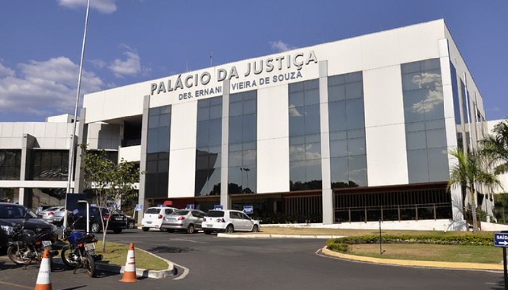 Justiça proíbe concessionária de cortar energia em caso de “gato” em Mato Grosso