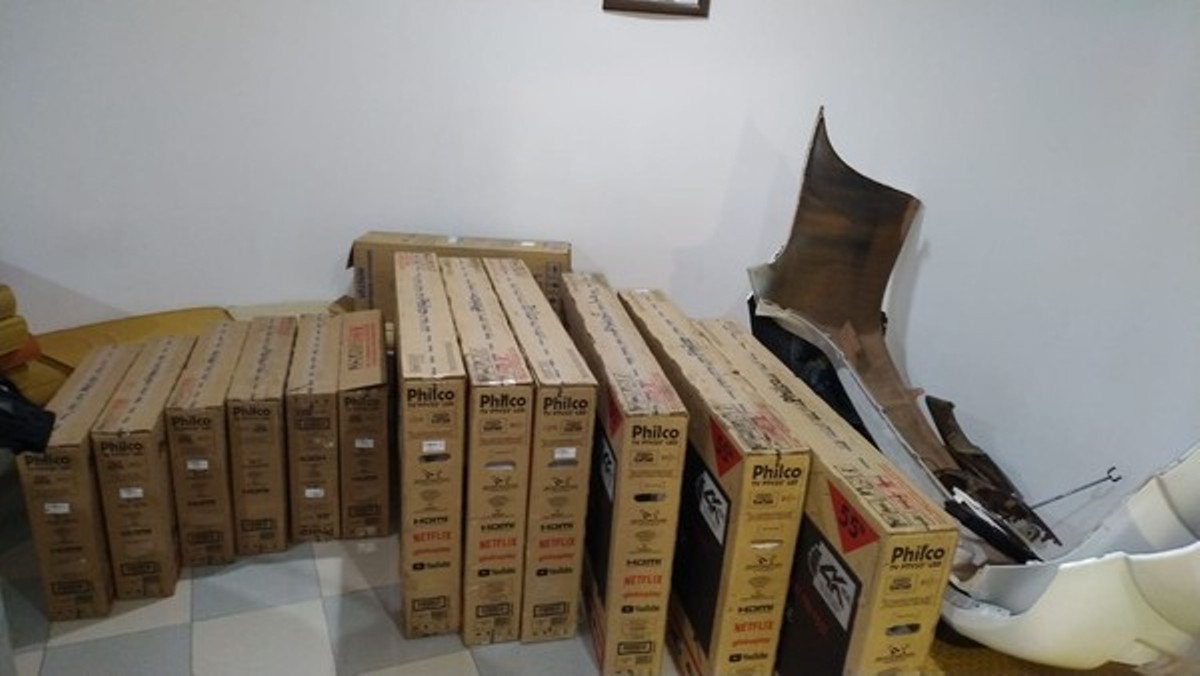Casal é preso em Várzea Grande com 12 TVs furtadas de depósito de loja em Cuiabá