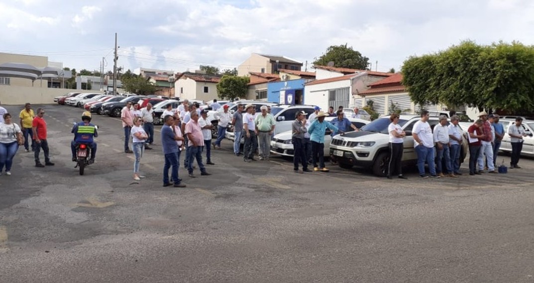 Produtores de Barra do Garças fazem manifestação contra a insegurança no campo