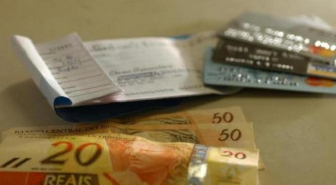 Banco Central limita juros do cheque especial