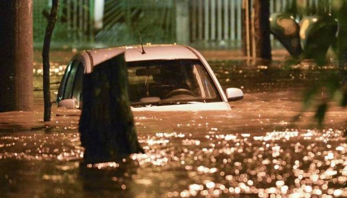 Chuvas deixam dois mortos e 600 desabrigados no Espírito Santo