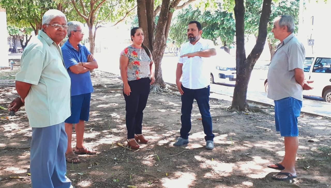 O vereador Cláudio da Farmácia consegue academia popular para o bairro Coophalis