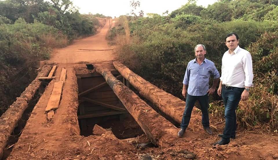Deputado Thiago e equipe percorrem mais de 50 municípios para atender demandas regionais