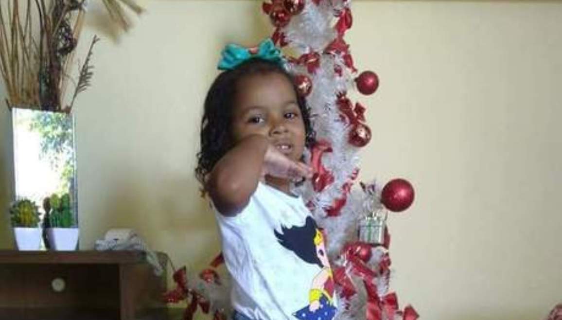 Menina de 5 anos morre ao ser baleada na zona oeste do Rio