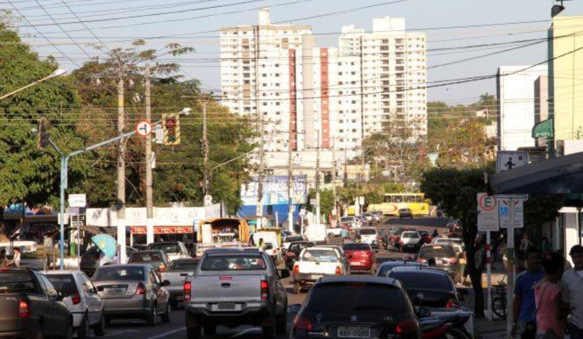 Semáforos não funcionam em três cruzamentos do centro e Setrat pede cautela aos motoristas