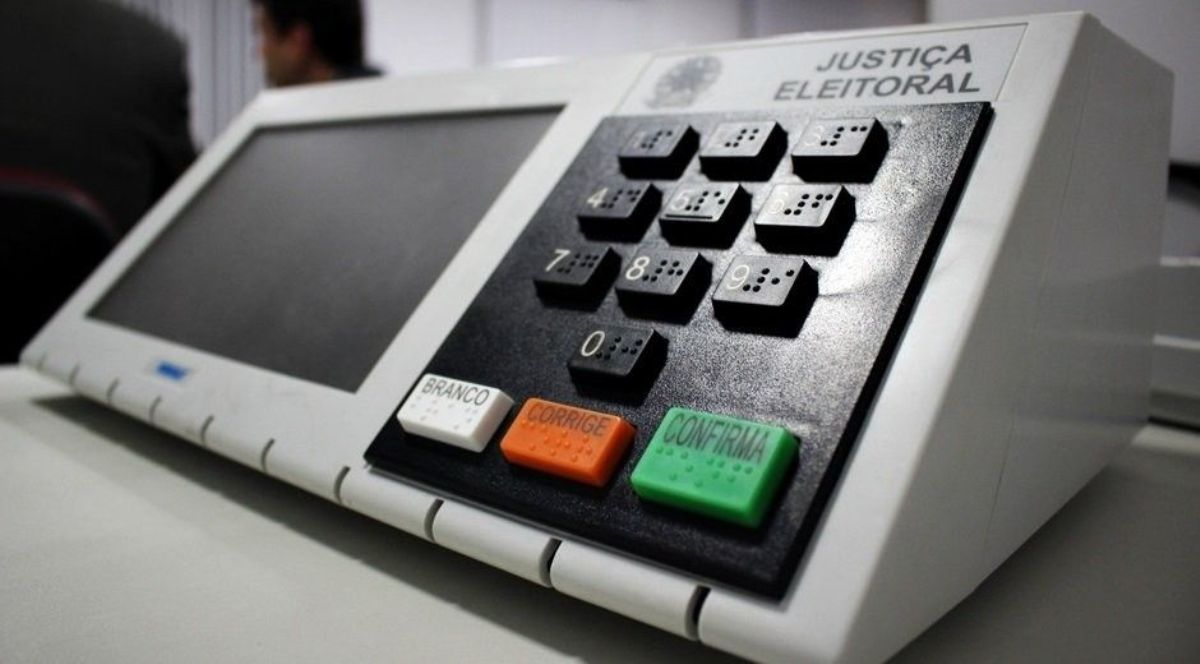 CCJ aprova PEC que torna obrigatório voto impresso