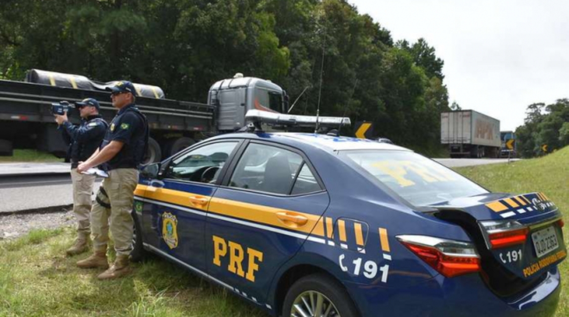 Justiça derruba decisão de Bolsonaro e determina volta de radar móvel em todo o país