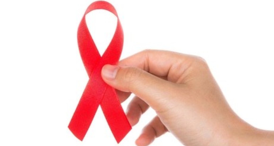Brasil termina 2019 com desafio de frear avanço do HIV entre jovens