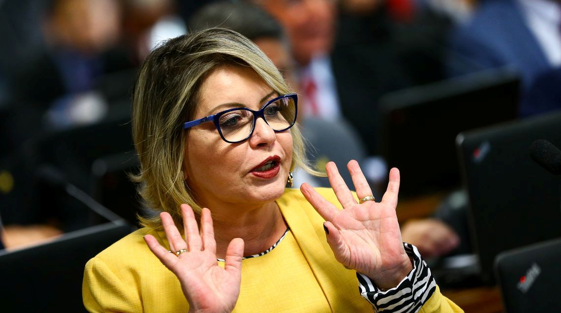 Maioria do TSE vota pela cassação da senadora Selma Arruda