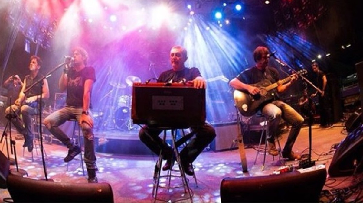 Virada do ano em Barra do Garças tem shows das bandas Sambô e RPM