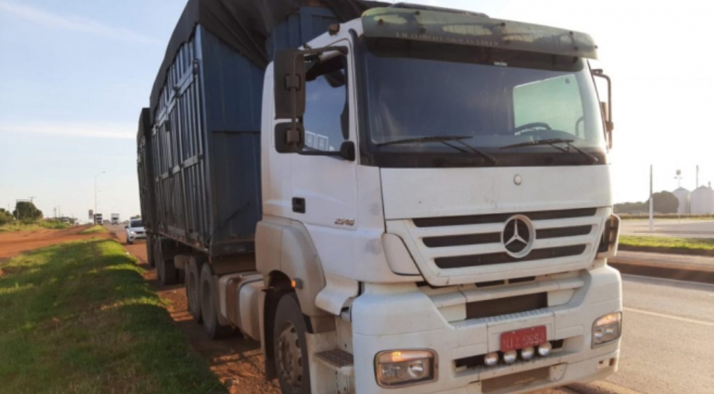 Sorriso | Mulher cai da garupa de moto e morre atropelada por carreta em rodovia