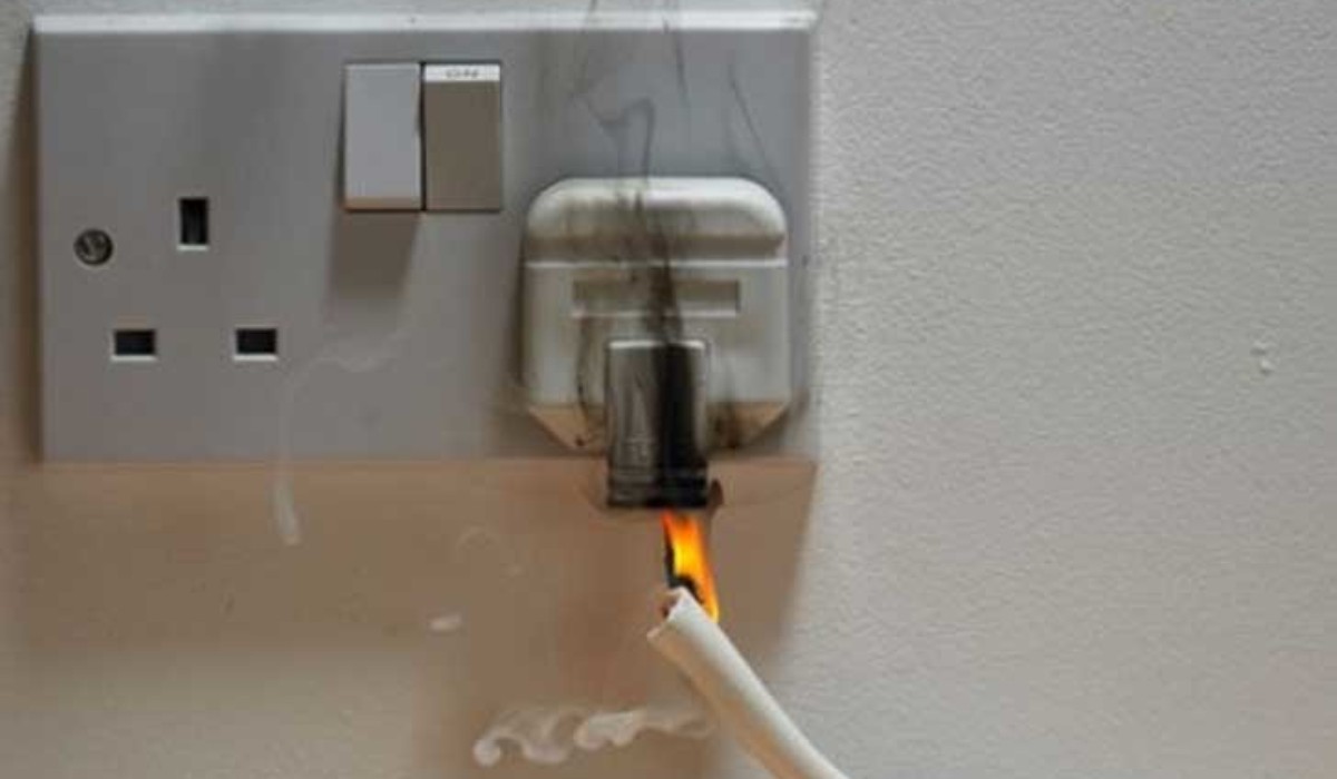 Danos elétricos: saiba como evitar e quando cabe ressarcimento