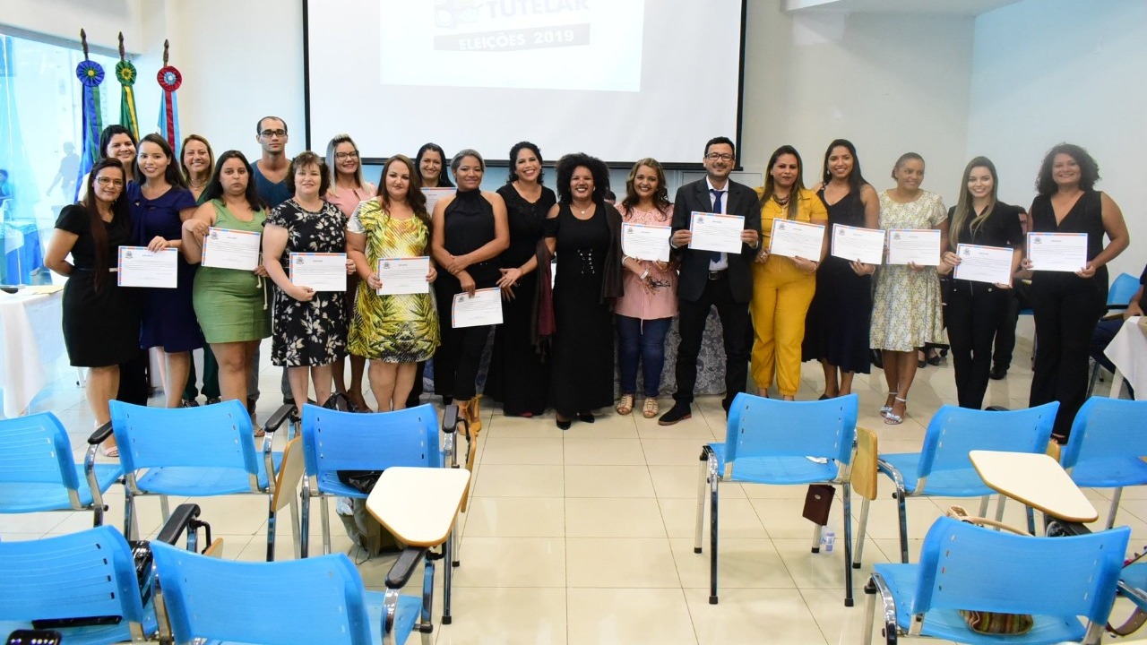 Novos Conselheiros Tutelares foram empossados nesta sexta-feira (10)