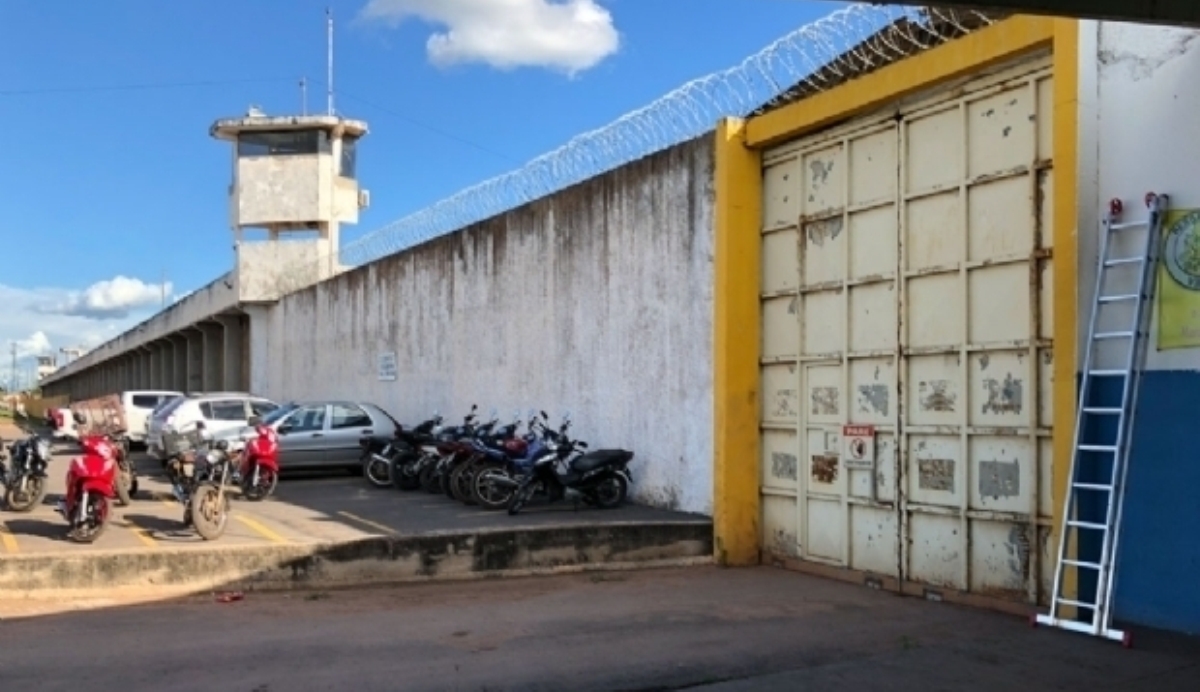 Estado é condenado a indenizar o filho de um preso que morreu espancado na PCE