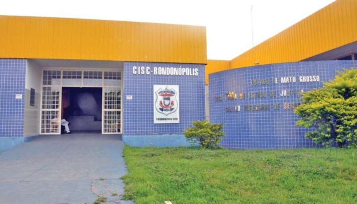 Delegacia de Rondonópolis é invadida e roubada