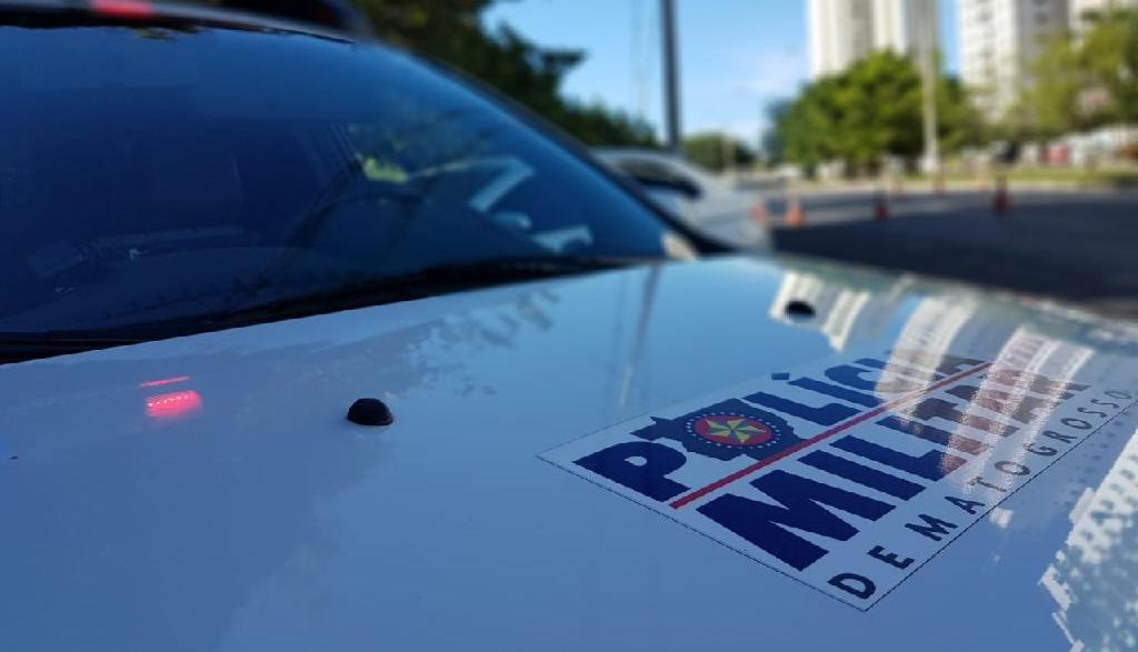 Rondonópolis | Homem é preso após arrombar bar e dormir no local