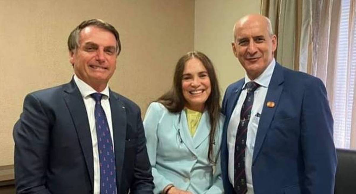 Regina Duarte aceita teste na Secretaria de Cultura