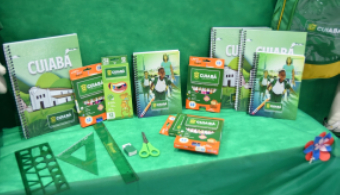 Cuiabá | Alunos da rede pública municipal de Educação receberão kits escolares em março