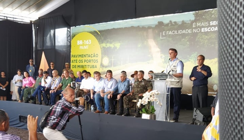 Bolsonaro inaugura obra de pavimentação de trecho de 51 km da BR-163 entre PA e MT