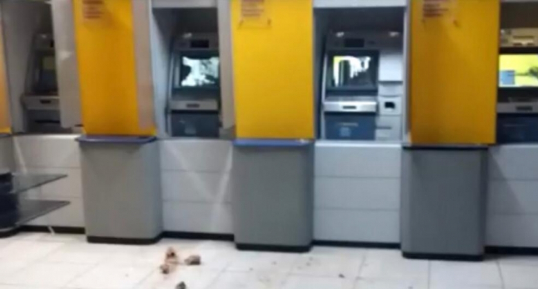 Colíder | Idoso quebra caixas eletrônicos a tijoladas por não conseguir sacar dinheiro