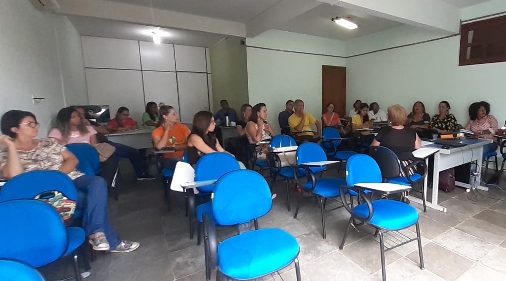 Promoção e Assistência Social reúne profissionais para tratar de recursos do FIA