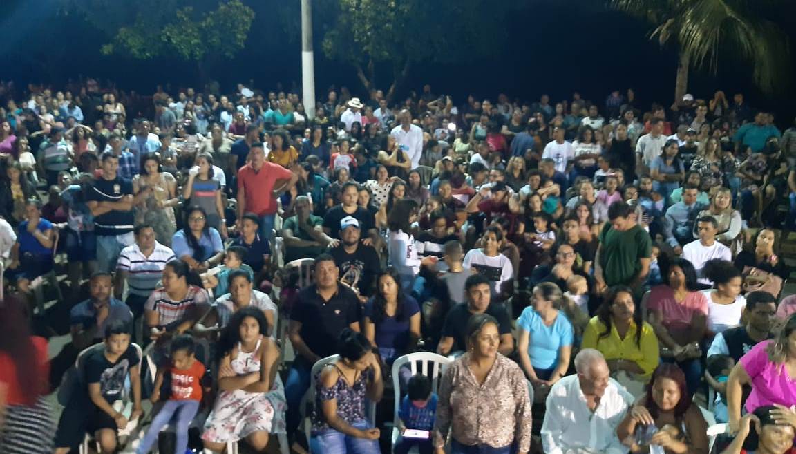 Residencial Paraiso recebe pavimentação depois de décadas de espera