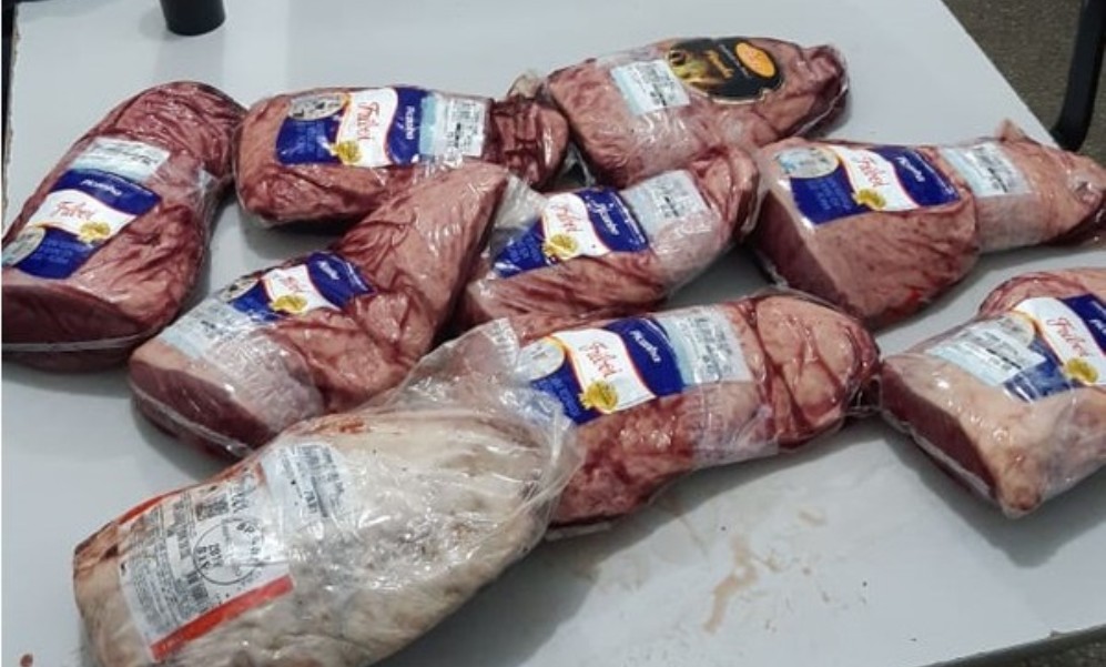 Rondonópolis | Homem esconde 9 peças de picanha em mochila e é preso em supermercado