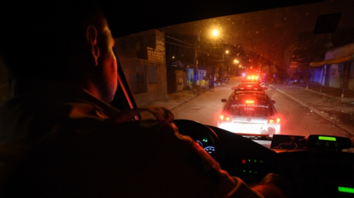 Homem degola mulher e retalha corpo a facadas em MT