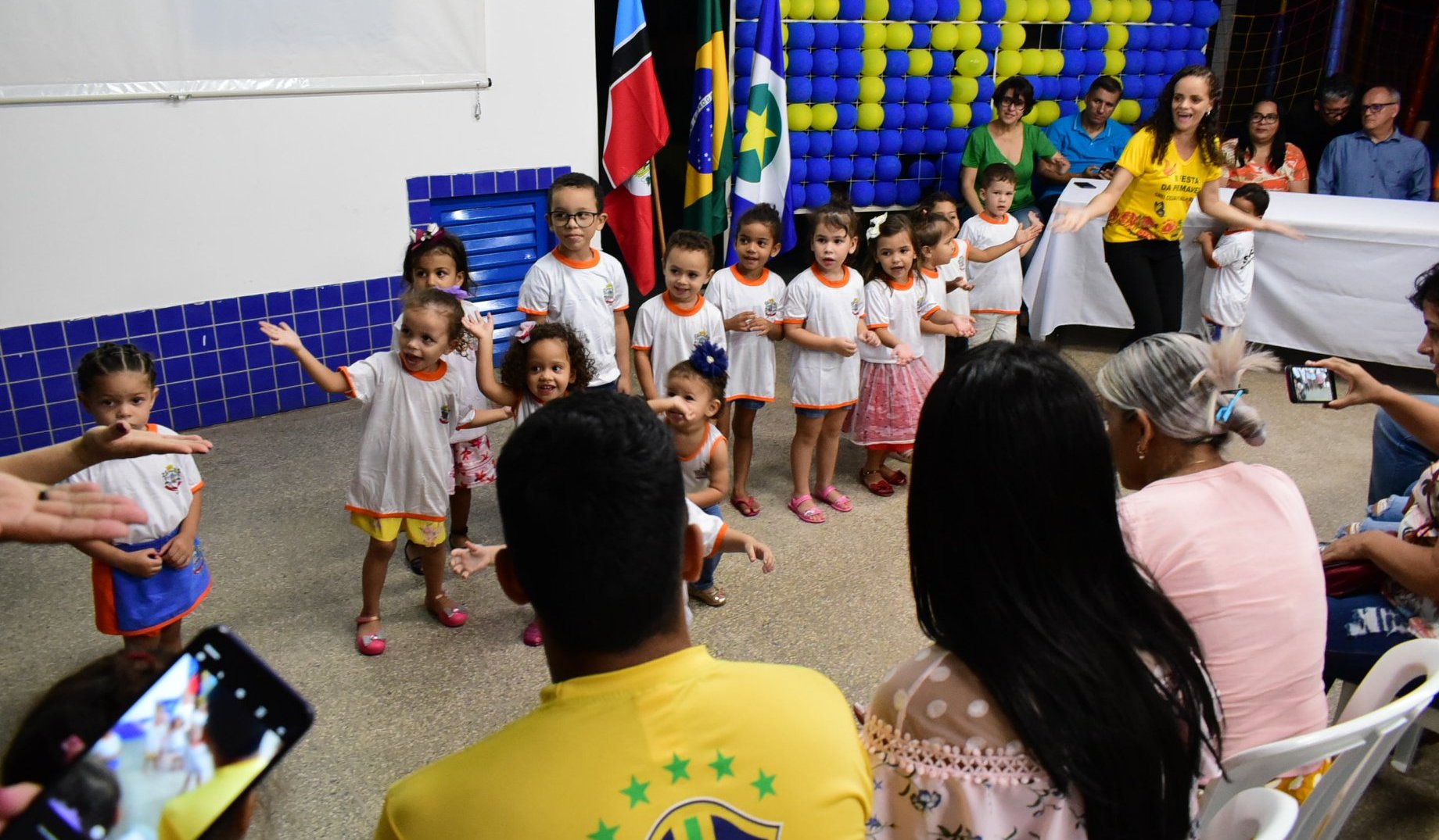 Prefeitura entrega oficialmente reforma da Creche Celina Bezerra no Jardim Marajó