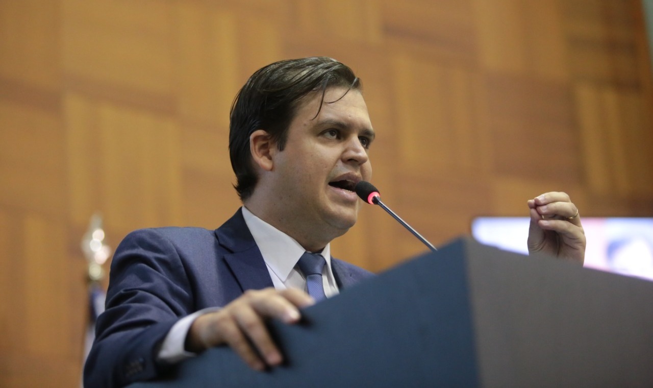 Deputado Thiago defende que recursos devolvidos pela Assembleia sejam destinados para ampliação de UTIs e programas sociais