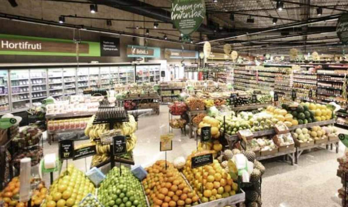 Pão de Açúcar abre horário exclusivo para atender idosos