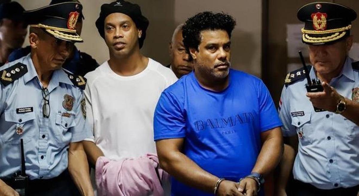Defesa considera ilegal prisão de Ronaldinho e pedirá anulação