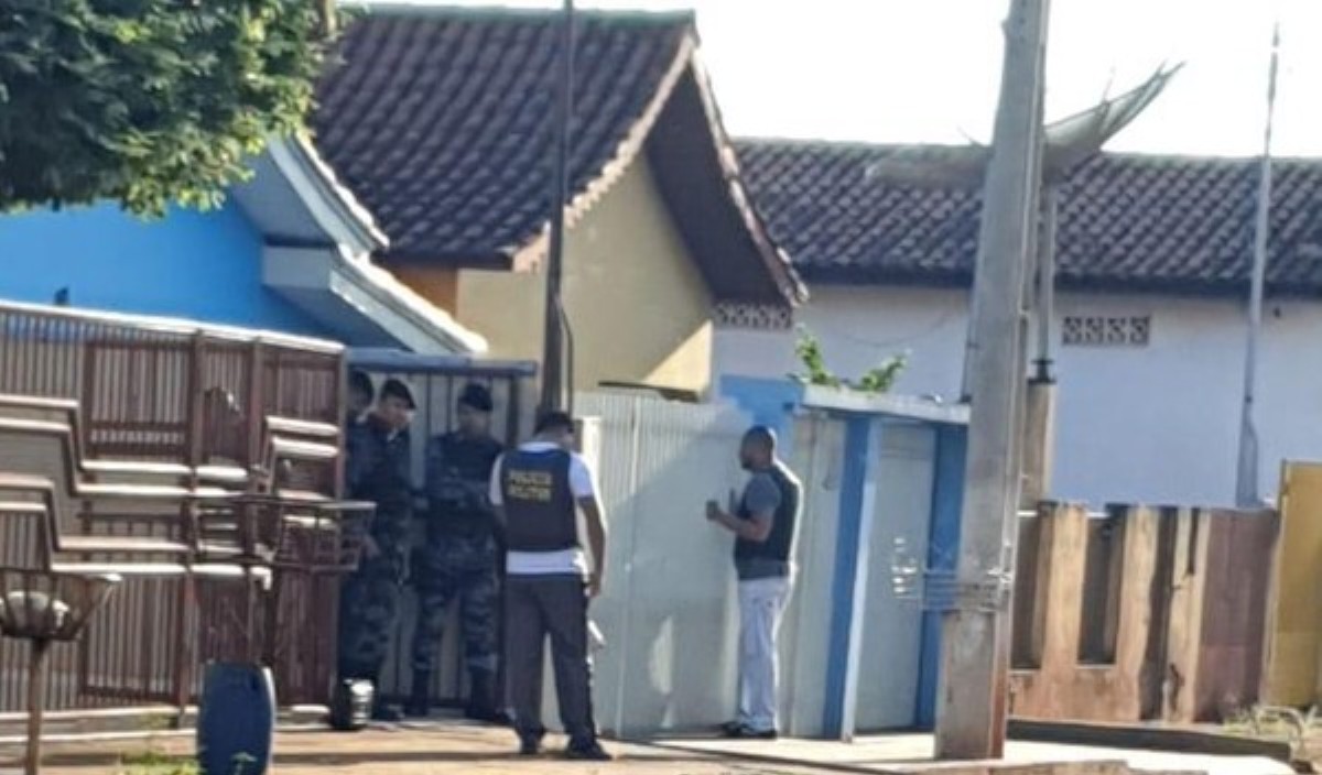 Jaciara | Homem ameaça degolar a mulher e três filhos e se entrega após 6 horas de negociação