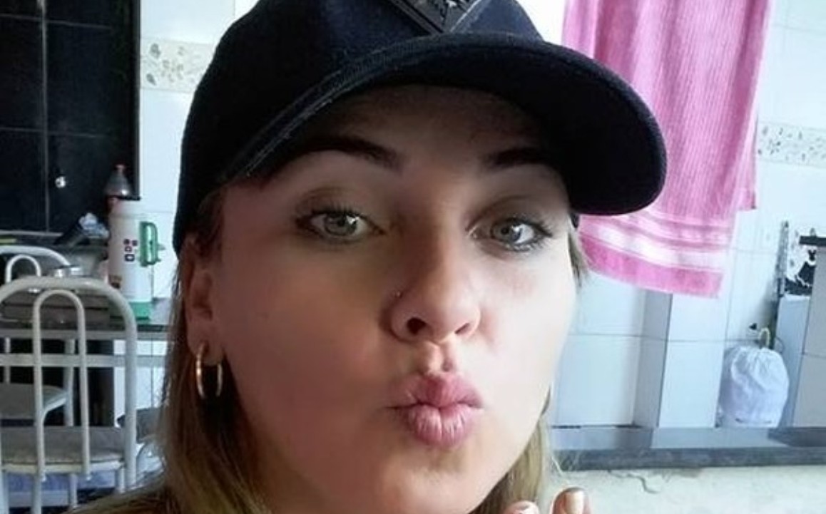 ‘Miss presidiária’ de Rondônia, procurada pela Justiça é presa em casa de bronzeamento em Várzea Grande