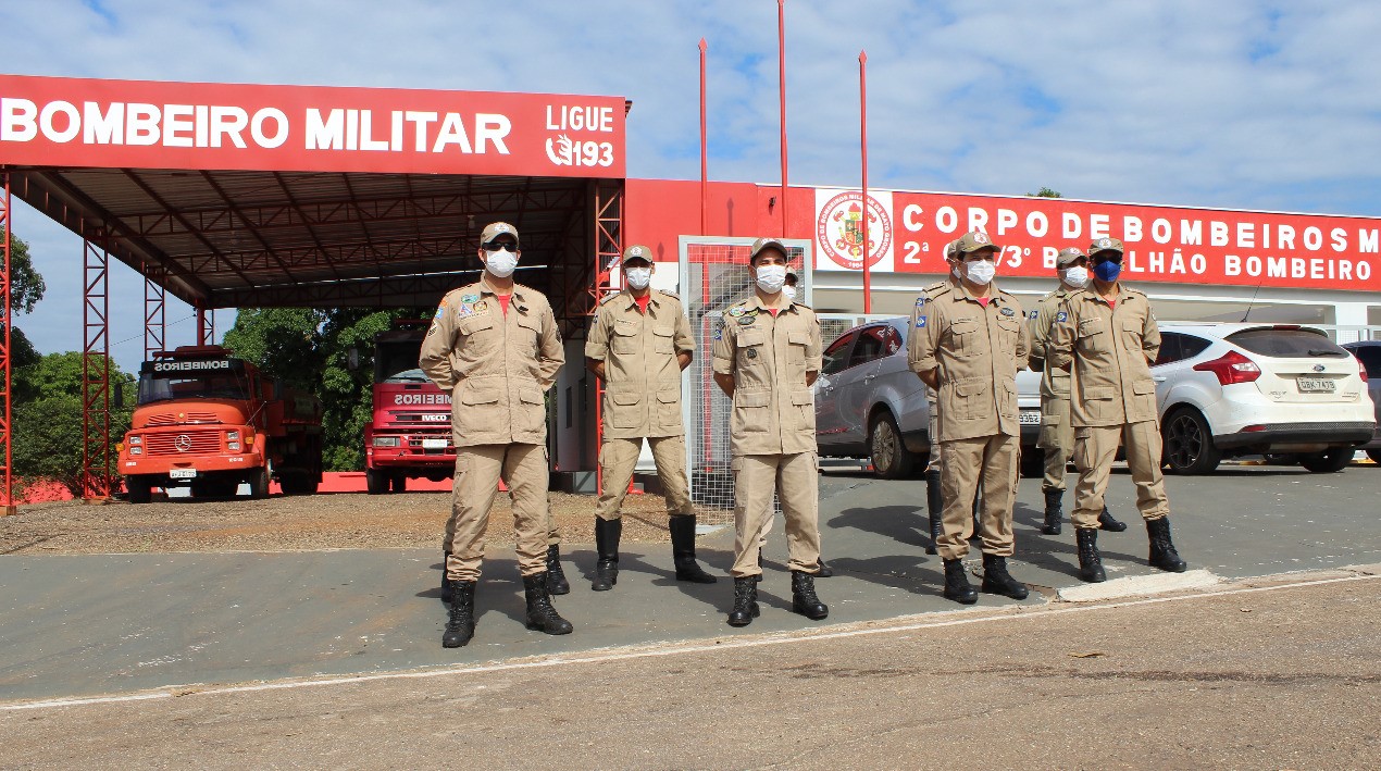 Bombeiros iniciaram desinfecção de locais com aglomeração de pessoas em Rondonópolis