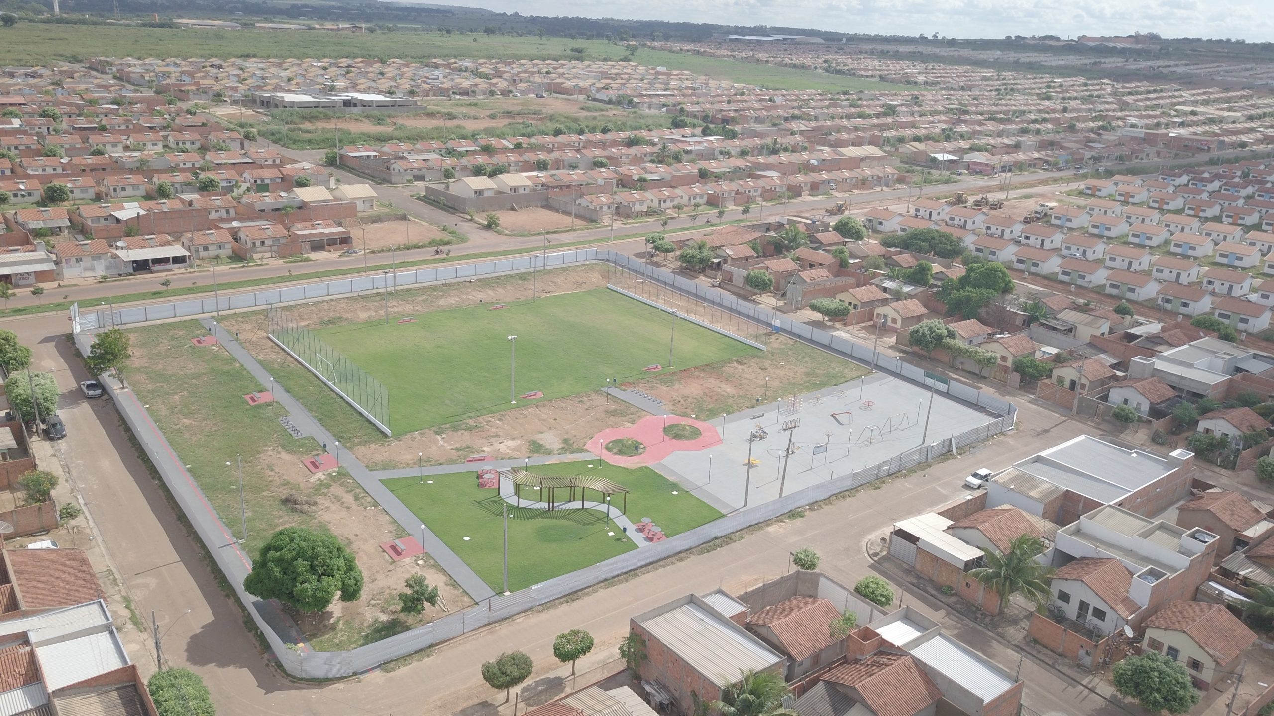 Rondonópolis | Obra da praça do Antônio Geraldini está sendo finalizada para ser entregue à comunidade