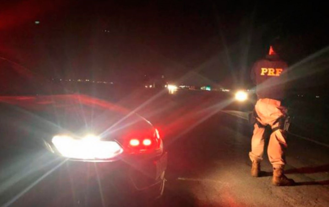 Ciclista morre atropelado por picape na rodovia BR-364