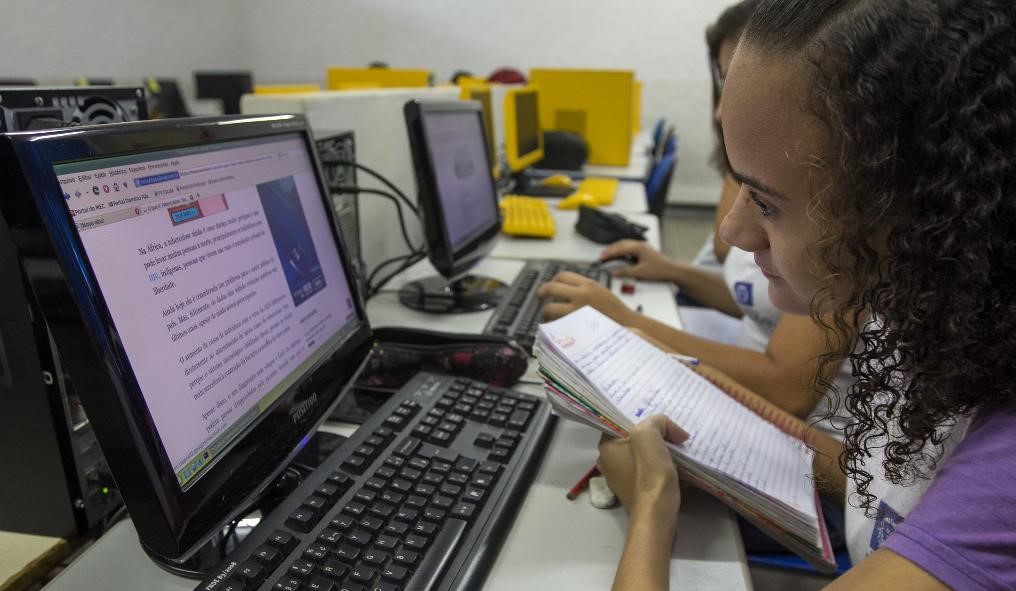 Federação de Atletismo oferece cursos online para professores de educação física