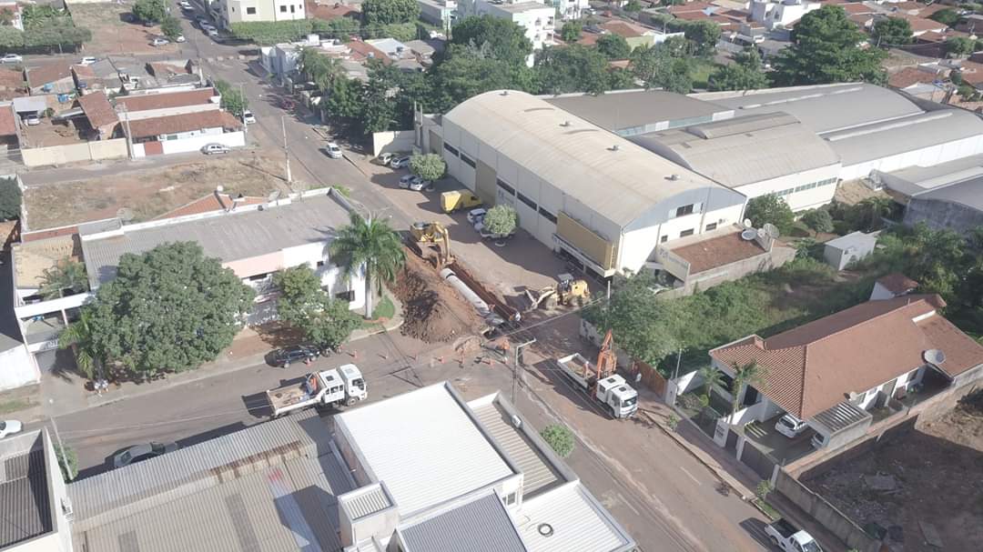 Coder realiza obra de drenagem na Otávio Pitaluga