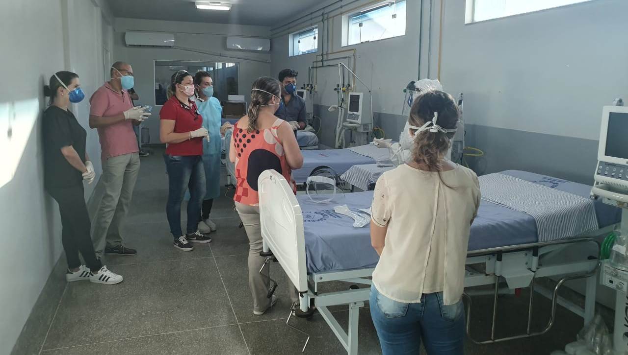 Médicos e enfermeiros da UPA e PAzinho participam de capacitação sobre a Covid-19