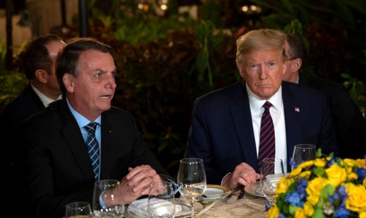 O Brasil tem que parar’, diz Trump ao comentar conversa com Bolsonaro