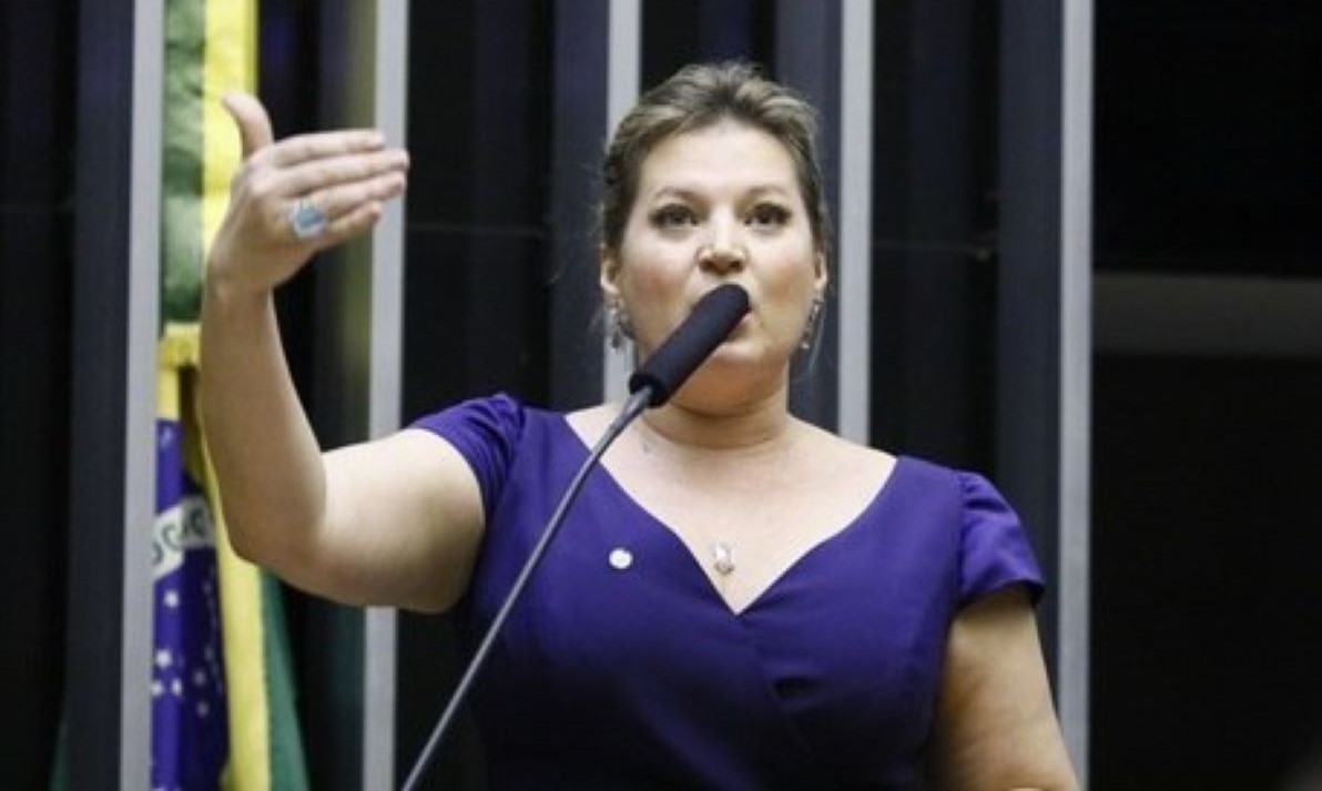 Vaza áudio em que Joice Hasselmann pede criação de perfis falsos