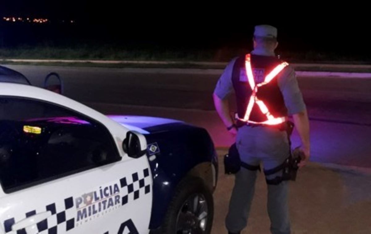 Rondonópolis | Homem é preso após espancar a mulher que queria ver mensagens no celular dele