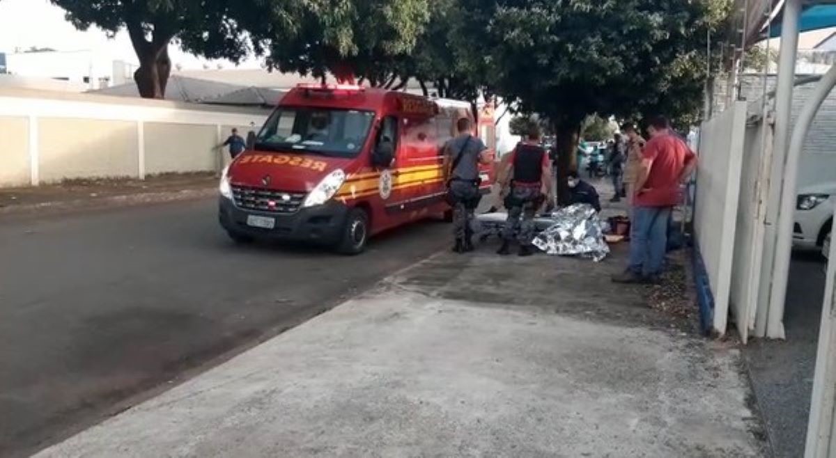 Sorriso | Adolescentes tentam assaltar garagem de veículos e um deles morre em confronto com a PM