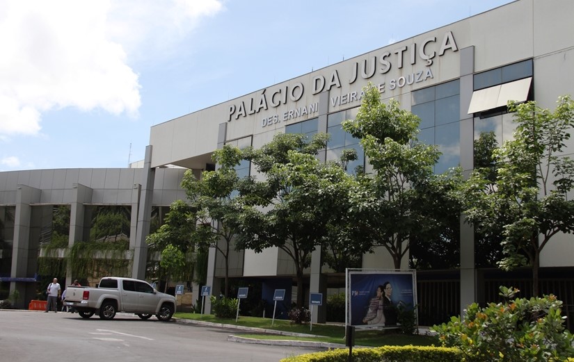 Rondonópolis | Justiça determina internação psiquiátrica para acusada de matar o marido e enrolar corpo em tapete