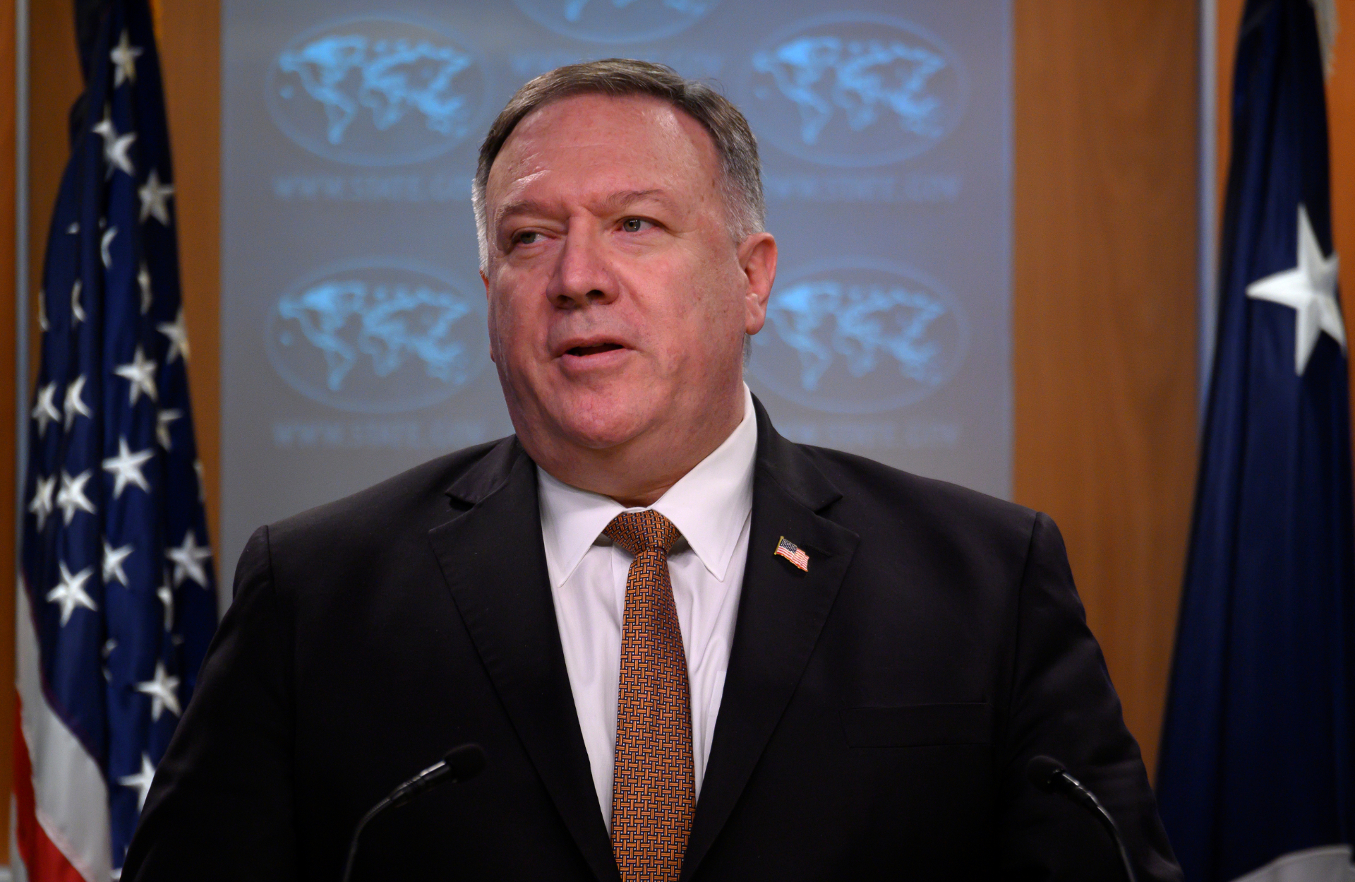 Mike Pompeo afirma que China ocultou intencionalmente gravidade do coronavírus