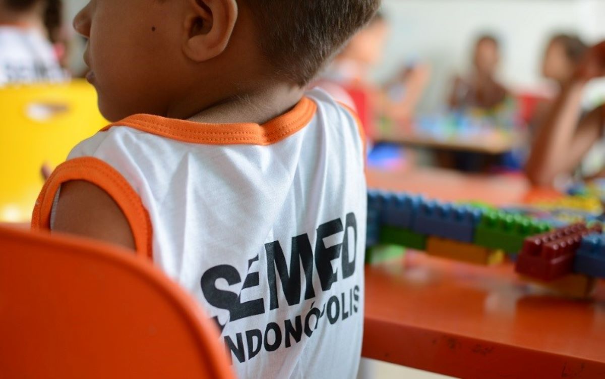 Rondonópolis | Retirada dos kits pedagógicos nas escolas da rede municipal inicia no dia 8