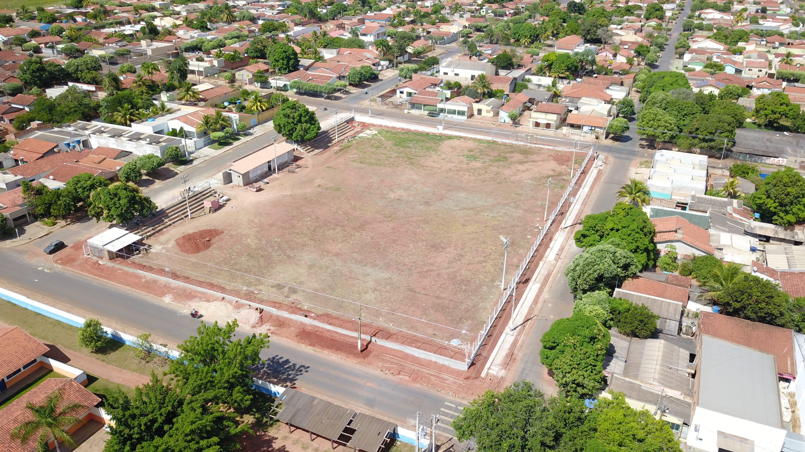 Rondonópolis | Obras de revitalização do miniestádio do Jardim Iguaçu estão adiantadas