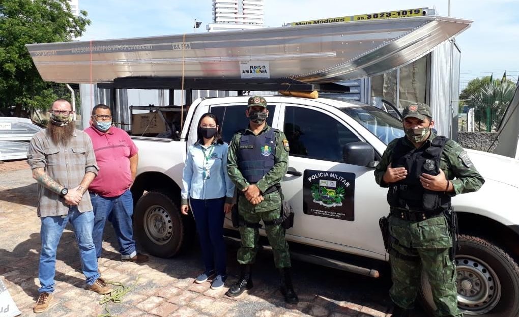 Sema-MT entrega barco e motor para prefeitura de Rondonópolis