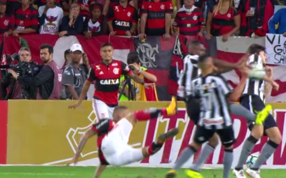 Ministério da Saúde quer liberar futebol, mas com ressalvas